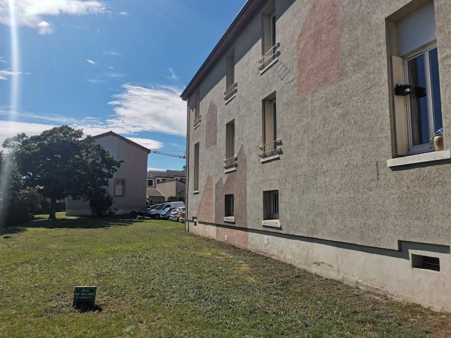 Super Appartement Chez Mon General Clermont-Ferrand Exteriör bild